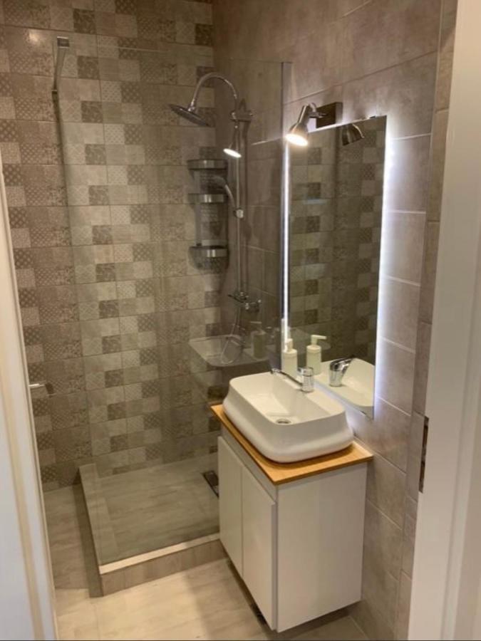Retreat Luxury Apartment Near Presidential Palace 布加勒斯特 外观 照片